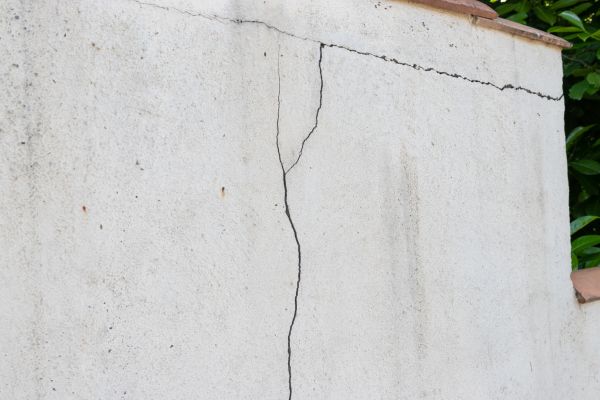 Cost of Foundation Crack Patching in Novi